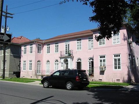 Photo of 7801 Hampson Street St #C, New Orleans, LA 70118 (MLS # NO2557894)
