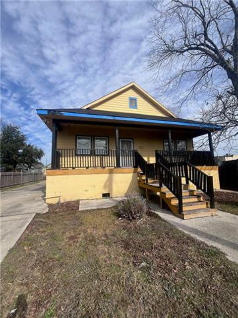 Photo of 3611 2nd Street St, New Orleans, LA 70125 (MLS # NO2542004)