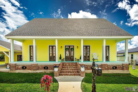 Photo of 232 East 5th Street St, Larose, LA 70373 (MLS # BY2026004461)