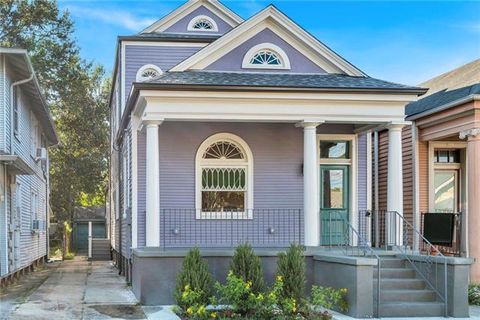Photo of 629 Elmira Avenue Ave, New Orleans, LA 70114 (MLS # NO2556421)