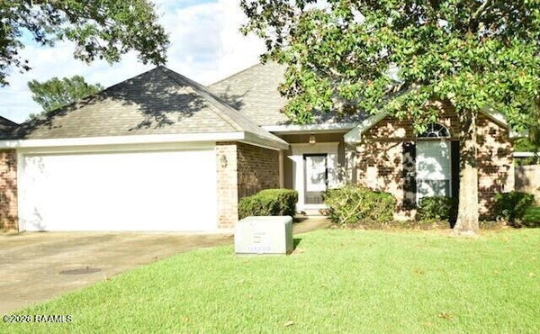 208 E WEEKS DR, YOUNGSVILLE, LA 70592 - Image d37def5efb43646f0db8f625ffc2e3db/2766029025