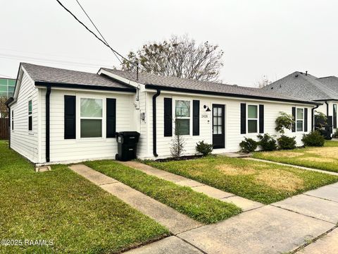 Photo of 2428 Pecan Drive, Chalmette, LA 70043 (MLS # 2600001886)