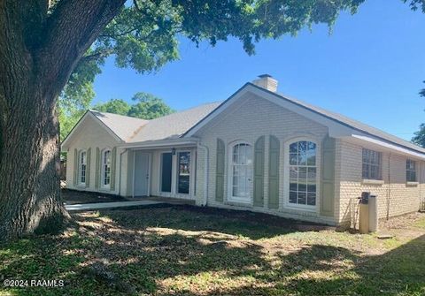 Photo of 362 Orangewood Drive, Lafayette, LA 70503 (MLS # 24003559)