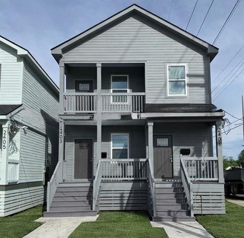 Photo of 2401-03 Feliciana Street St, New Orleans, LA 70117 (MLS # NO2551957)