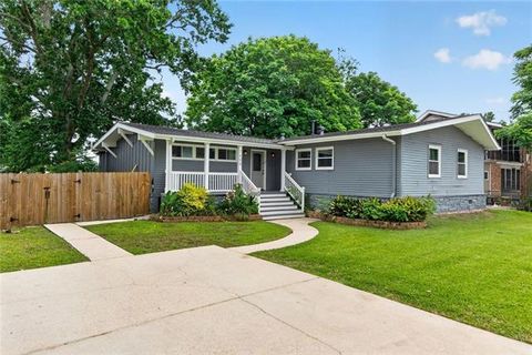 Photo of 1409 Zuma Avenue Ave, Metairie, LA 70003 (MLS # NO2557127)