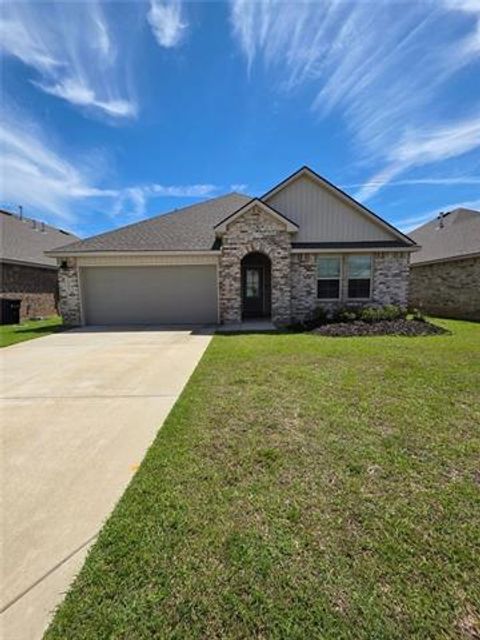 Photo of 9084 Worthington Court, Alexandria, LA 71303 (MLS # CN2551691)