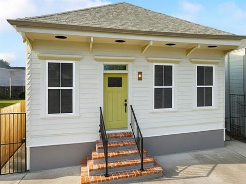 Photo of 2748 Orleans Avenue Ave, New Orleans, LA 70119 (MLS # NO2560384)