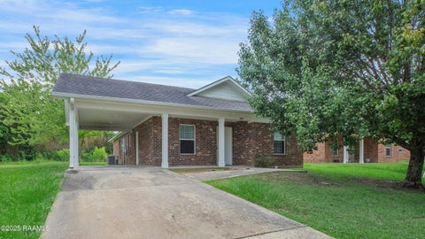Photo of 809 West End Drive, New Iberia, LA 70560 (MLS # 2600005876)