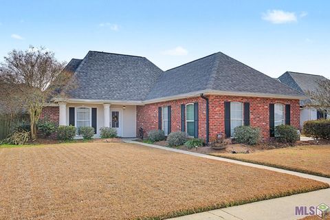 Photo of 439 Windward Dr Dr, Houma, LA 70360 (MLS # BY2026002188)