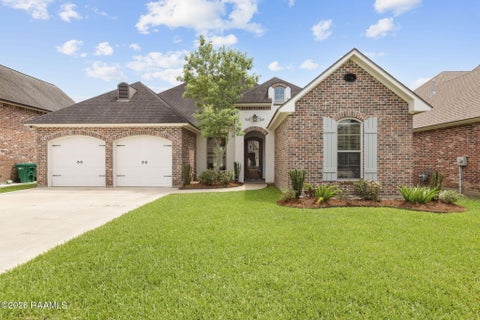 Photo of 104 Tortoise Lane, Broussard, LA 70518 (MLS # 2600005166)