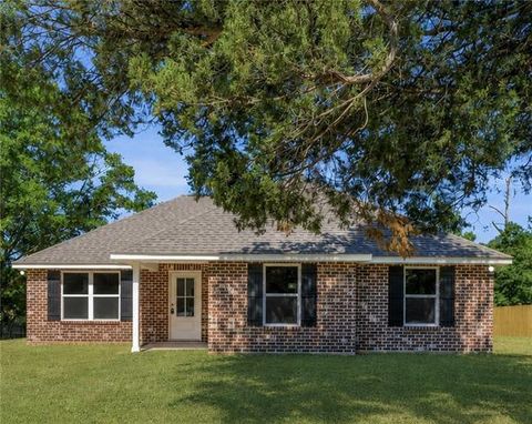 Photo of 65115 Jerry Street ST, Pearl River, LA 70452 (MLS # NO2564254)