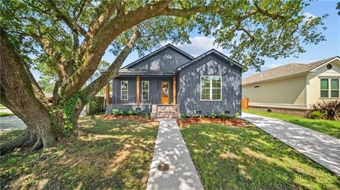 Photo of 4810 Galahad Drive DR, New Orleans, LA 70127 (MLS # NO2570116)