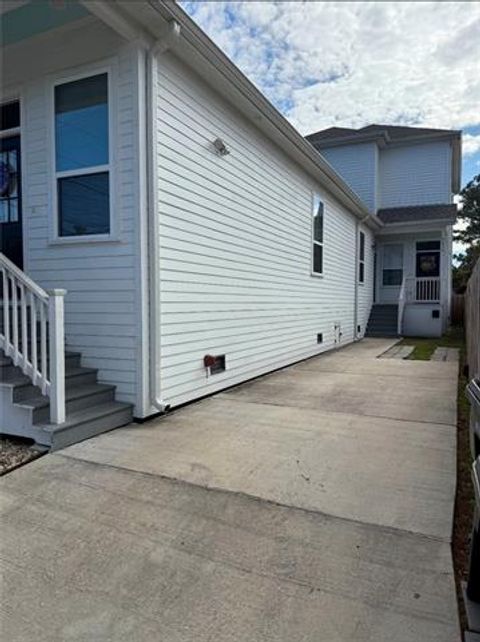 Photo of 2524 N Galvez Street, New Orleans, LA 70117 (MLS # NO2559501)