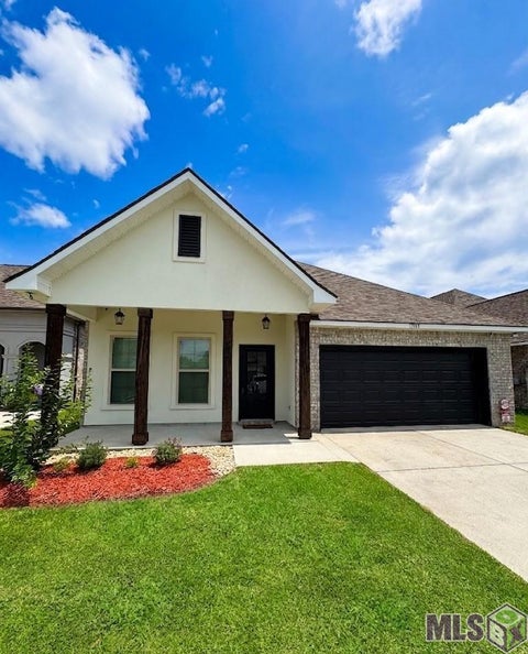 Photo of 17048 Avocet Dr Dr, Prairieville, LA 70769 (MLS # BR2026011373)
