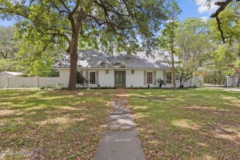 Photo of 421 Lippi Boulevard, Lafayette, LA 70508 (MLS # 2600002600)