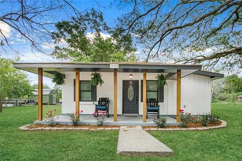 Photo of 78380 La 437, Covington, LA 70435 (MLS # NO2542159)