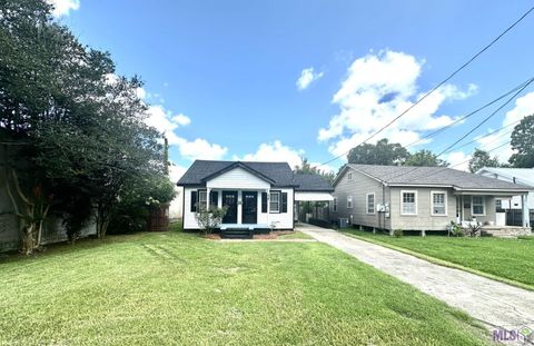 Photo of 714 Souvenir Gate, Lafayette, LA 70506 (MLS # BR2026009989)