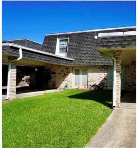 Photo of 3717 Lilac Lane, Metairie, LA 70001 (MLS # NO2548971)