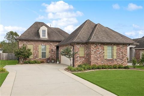 Photo of 1261 Deer Park Court Ct, Madisonville, LA 70447 (MLS # NO2546222)