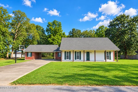 Photo of 128 Sunset Street, Baldwin, LA 70514 (MLS # 2600008756)