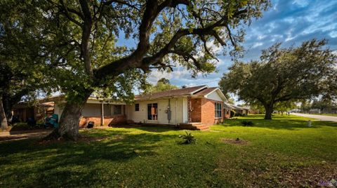 Photo of 1420 Cynthia St St, Franklin, LA 70538 (MLS # BY2026006740)