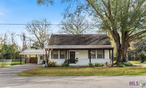 Photo of 110 St Jude St, New Roads, LA 70760 (MLS # BR2026000189)