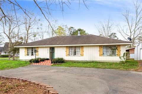 Photo of 18318 Cusachs Drive Dr, Covington, LA 70455 (MLS # NO2545655)