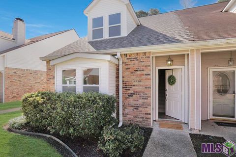 Photo of 279 Marilyn Dr Dr #12, Baton Rouge, LA 70815 (MLS # BR2026006315)