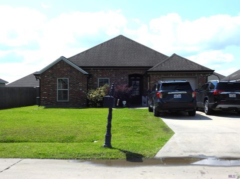 Photo of 107 Essence Avenue Ave, Thibodaux, LA 70301 (MLS # BY2026008830)