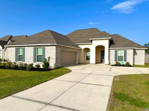 Photo of 44168 Huntley Road Rd, Hammond, LA 70403 (MLS # BR2026013033)