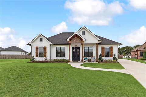Photo of 107 Orchid Court, Belle Chasse, LA 70037 (MLS # NO2556731)