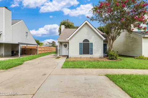 Photo of 118 Syrup Row, Lafayette, LA 70508 (MLS # 2600006174)