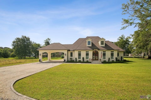 Photo of 3431 E St Bernard Highway HWY, Meraux, LA 70075 (MLS # BR2026012180)
