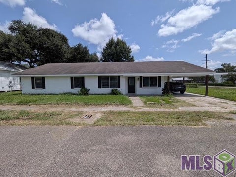 Photo of 300 Philosopher Street St, Napoleonville, LA 70390 (MLS # BY2026015049)