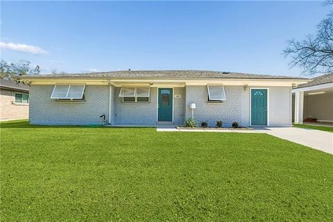 Photo of 1809 Yale Avenue, Metairie, LA 70003 (MLS # NO2544376)