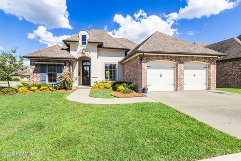 Photo of 108 Coco Palm Court, Youngsville, LA 70592 (MLS # 2600003047)
