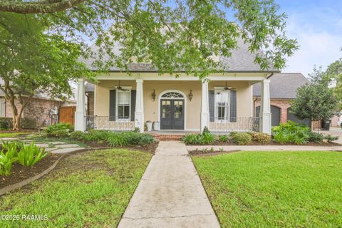 Photo of 104 Carrollton Circle, Lafayette, LA 70503 (MLS # 2600005039)