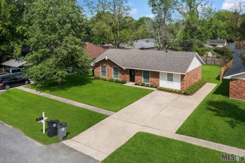 Photo of 3134 Montreal Dr Dr, Baton Rouge, LA 70819 (MLS # BR2026005962)