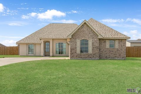 Photo of 1015 N Millet Dr Dr, Gramercy, LA 70052 (MLS # BR2026003681)