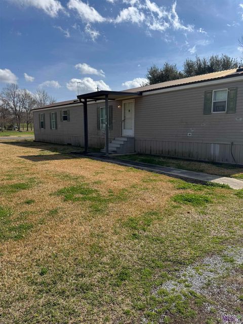 Photo of 107 Tristen, Krotz Springs, LA 70750 (MLS # BR2026003599)