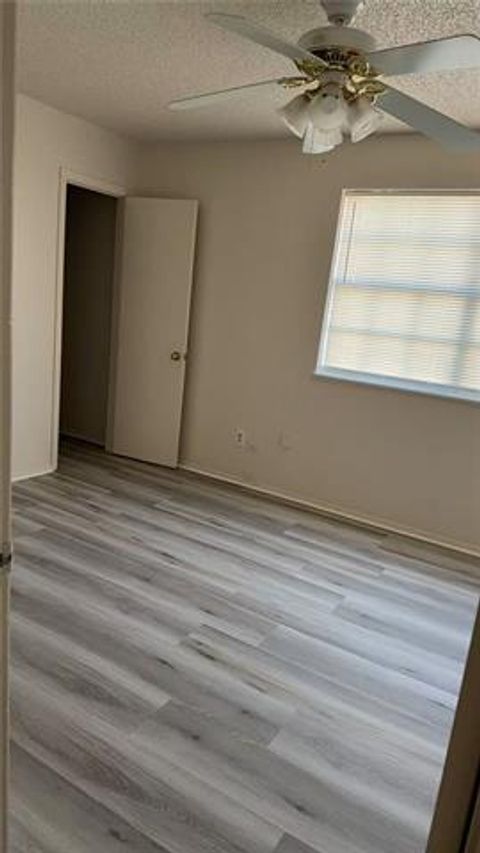 Photo of 513 Terry Parkway Pkwy #A, Terrytown, LA 70056 (MLS # NO2542040)