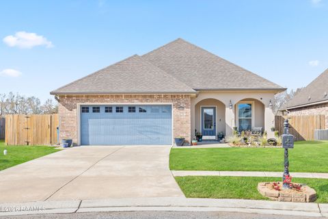 Photo of 122 Bluegrass Creek Road, Youngsville, LA 70592 (MLS # 2600000744)