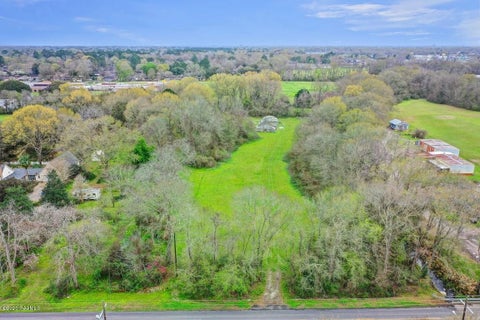 Photo of 416 E Butcher Switch Road, Lafayette, LA 70507 (MLS # 2600005413)