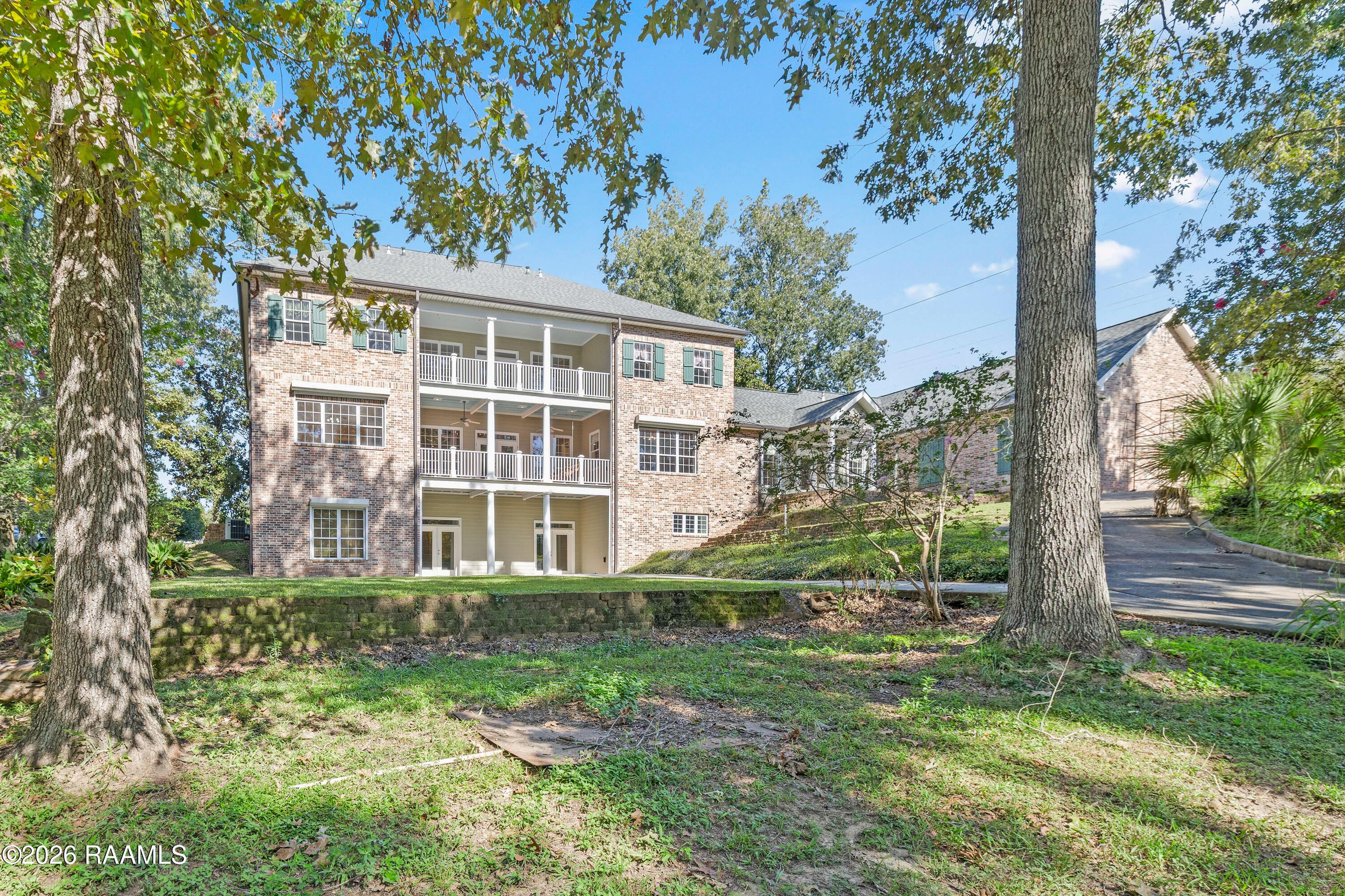101 Farmington Drive
