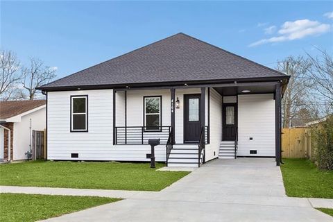 Photo of 4164 E Loyola Drive Dr, Kenner, LA 70065 (MLS # NO2546230)