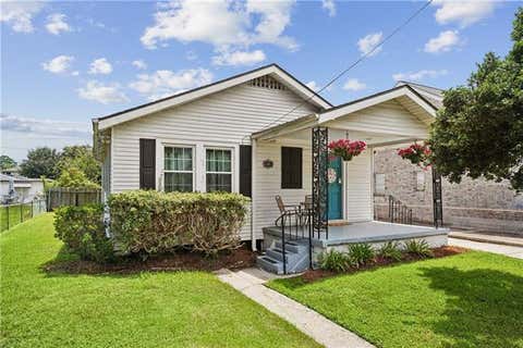 Photo of 467 Focis Street St, Metairie, LA 70005 (MLS # NO2572453)