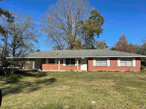 Photo of 10315 Tams Dr Dr, Baton Rouge, LA 70815 (MLS # BR2026006294)