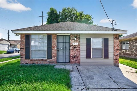 Photo of 7651 Brevard Avenue Ave, New Orleans, LA 70127 (MLS # NO2565172)