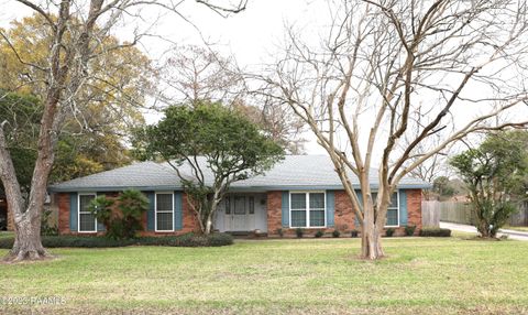 Photo of 208 Bellemont Drive, Lafayette, LA 70507 (MLS # 2600000411)