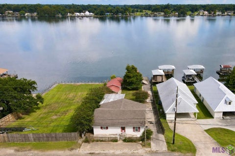 Photo of 9554 False River Dr RD, New Roads, LA 70760 (MLS # BR2026014705)